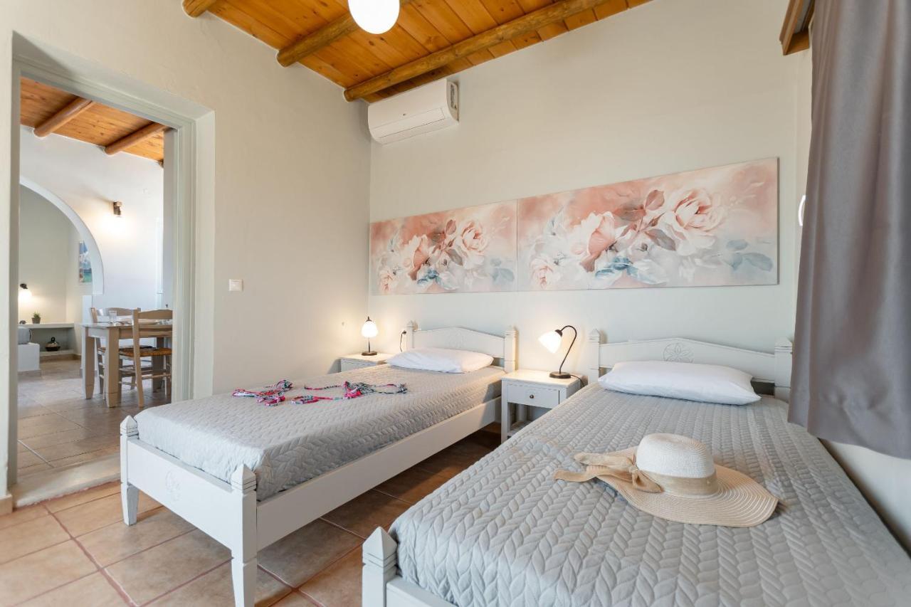 Michalios Luxury Apartments Koufonisia Eksteriør billede