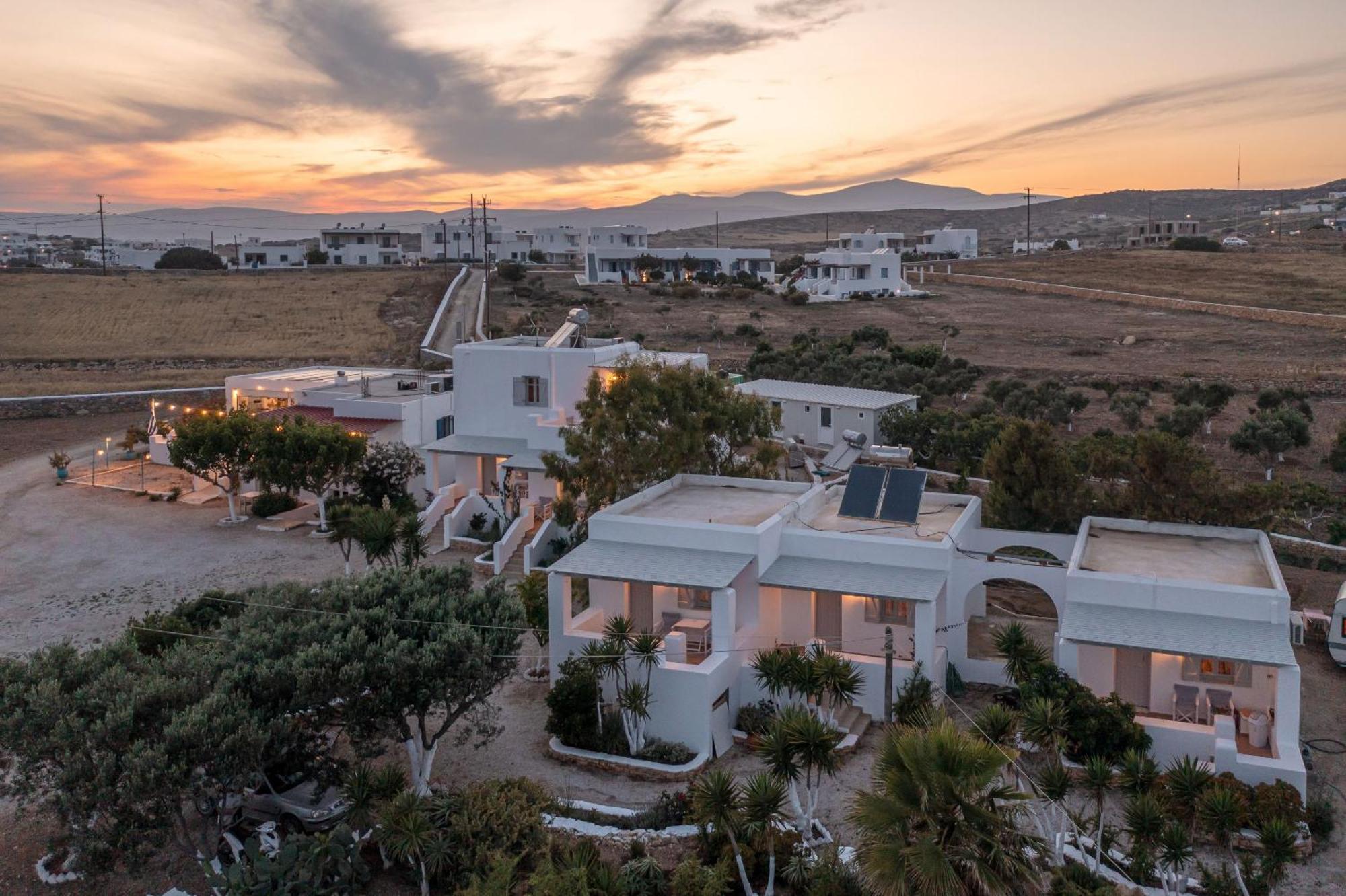 Michalios Luxury Apartments Koufonisia Eksteriør billede